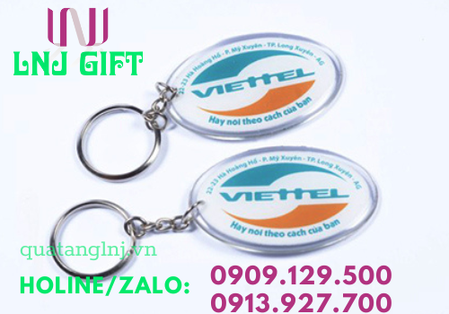 quà tặng móc khóa in logo