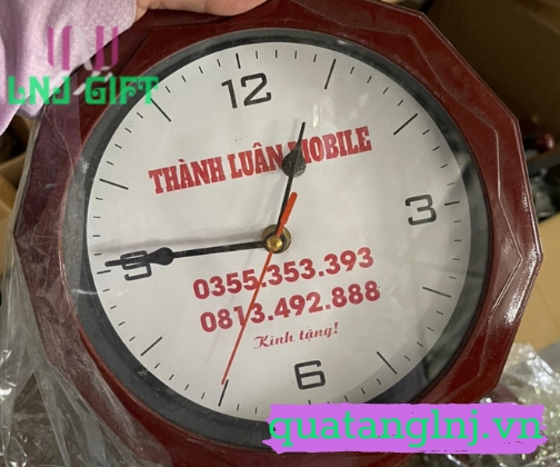 Quà tặng đồng hồ treo tường in logo 